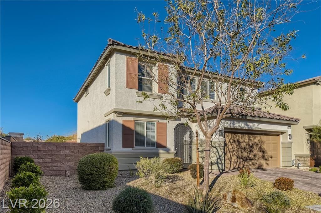Property Photo: 10185 Tenaya Meadows Street NV 89178