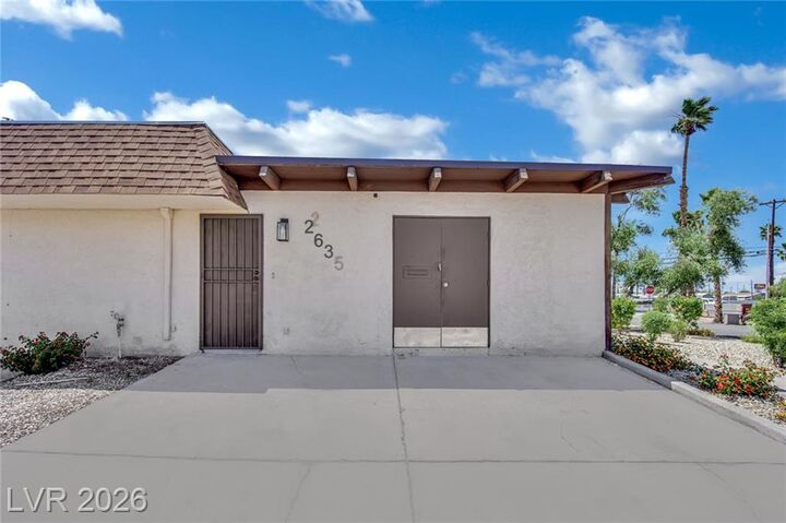 Property Photo: 2635 Heritage Court NV 89121