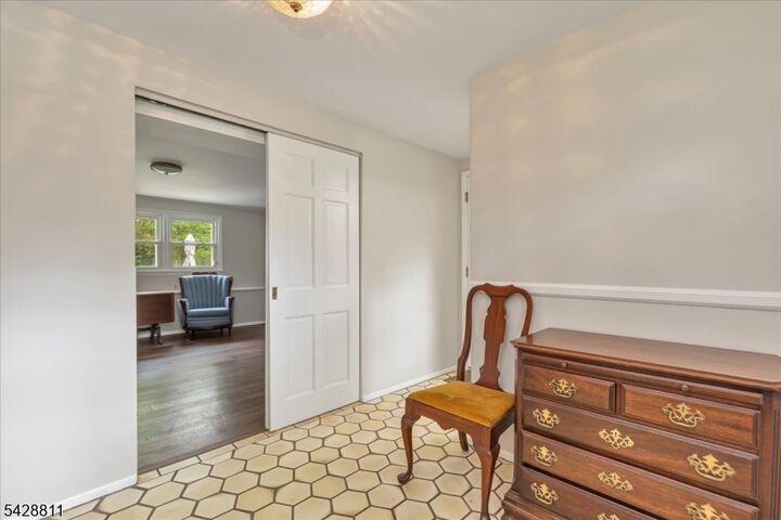 Property Photo:  1075 Charles St  NJ 07092 