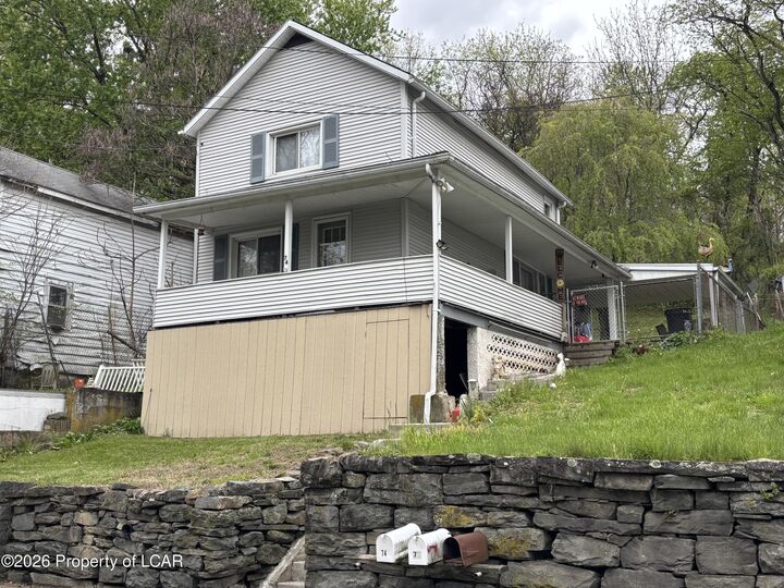 Property Photo: 74 Smith Row PA 18651