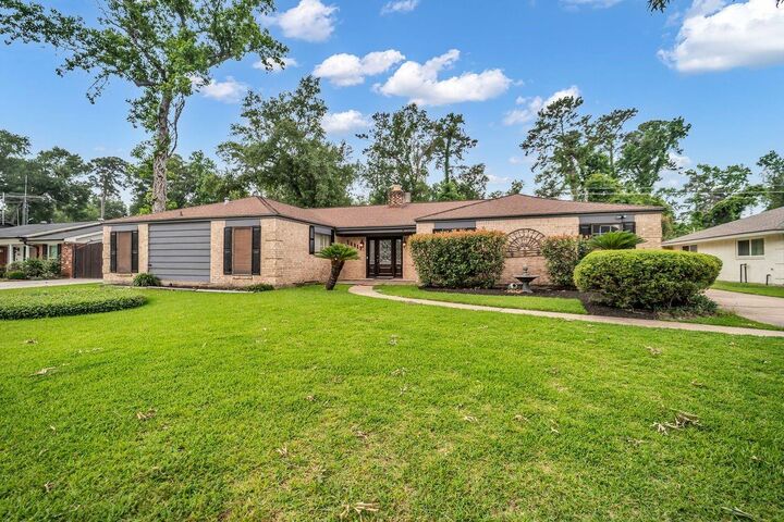 Property Photo:  18815 Whitewood Drive  TX 77373 