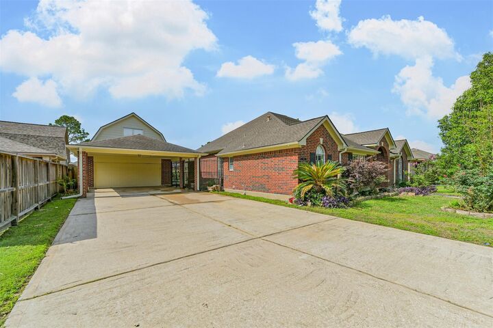 Property Photo:  3519 Dry Creek Drive  TX 77505 