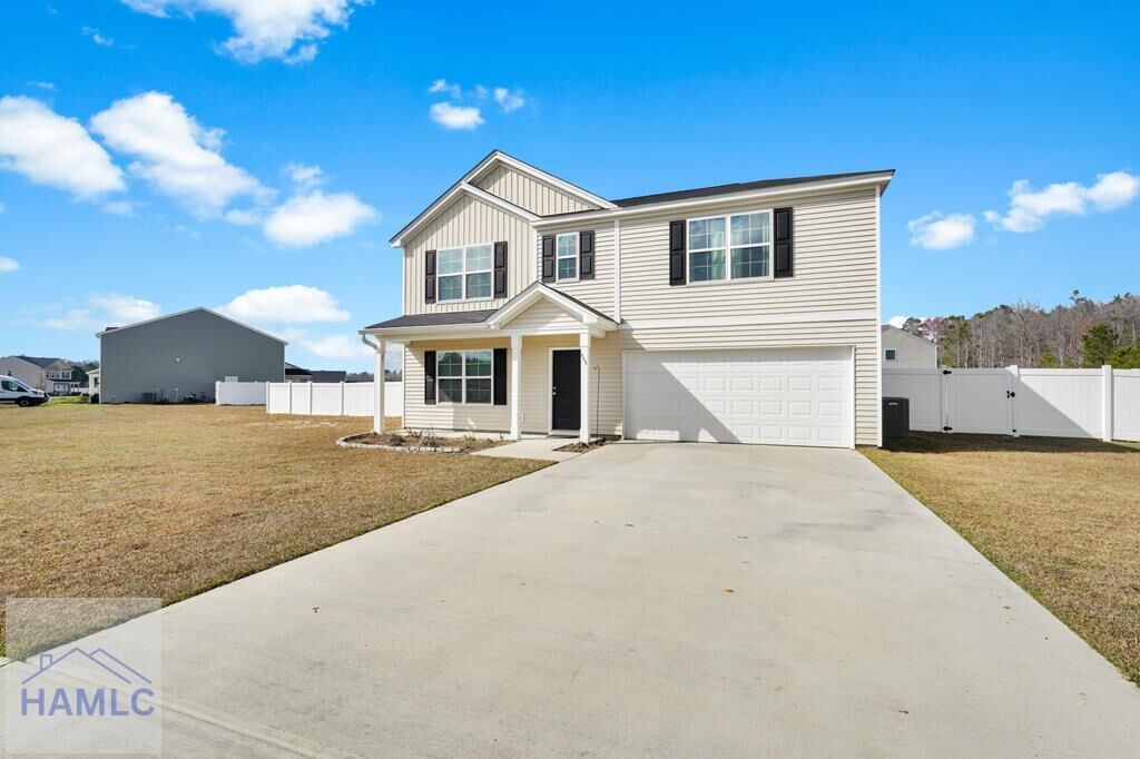 Property Photo: 464 Tondee Way GA 31320
