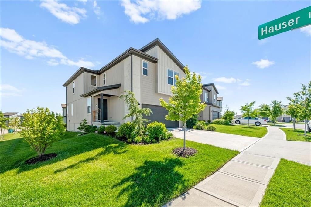 Property Photo:  13303 W 180th Terrace  KS 66013 