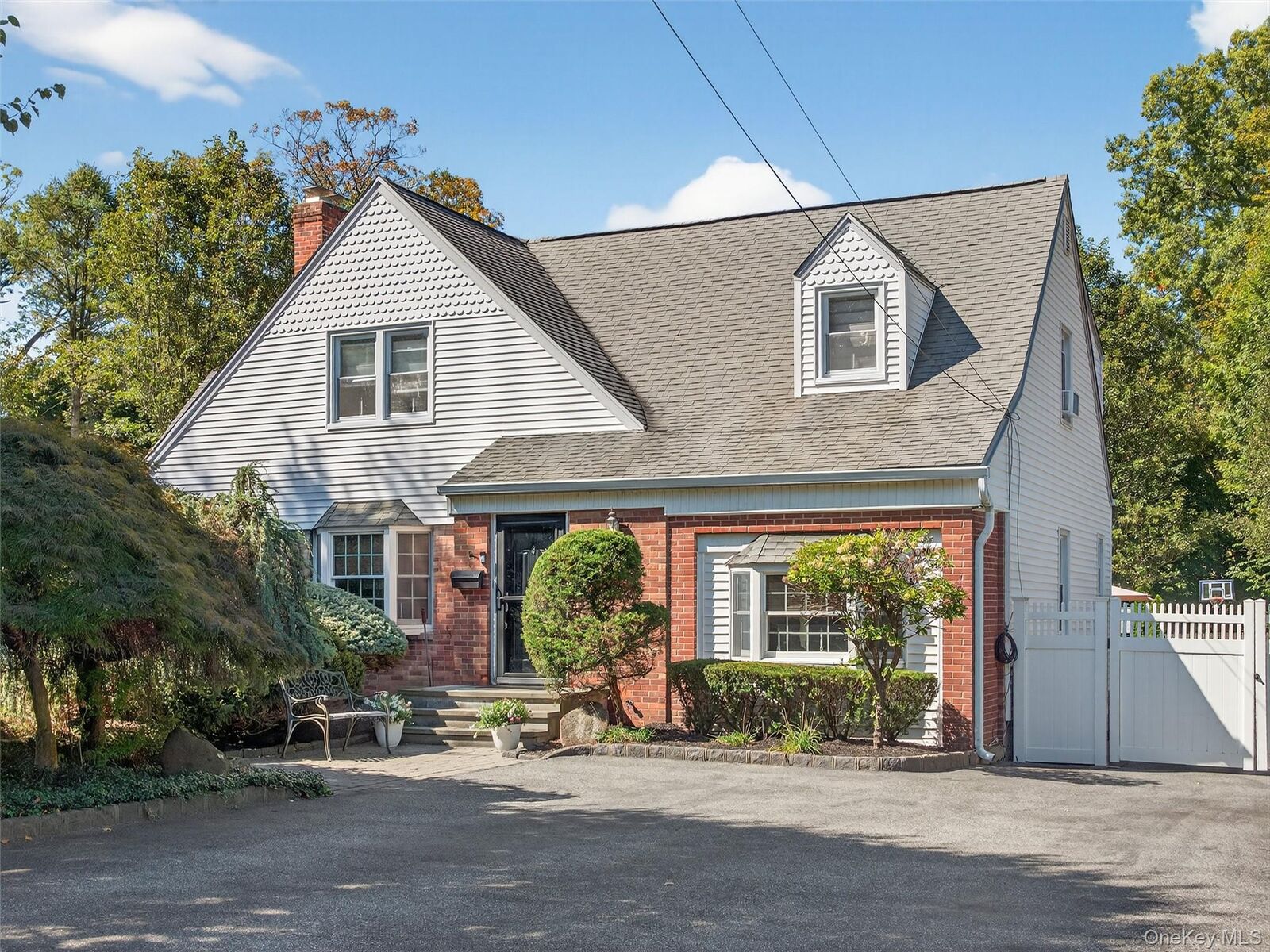 Property Photo:  3 Hillside Avenue  NY 10901 