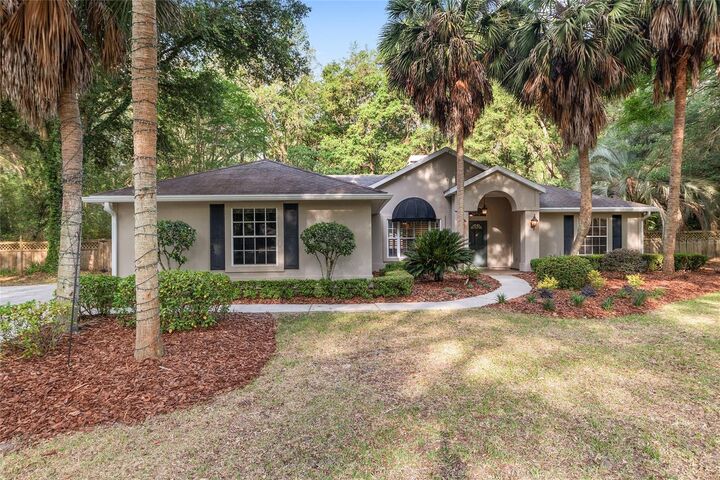 Property Photo:  13717 SW 1st Road  FL 32669 