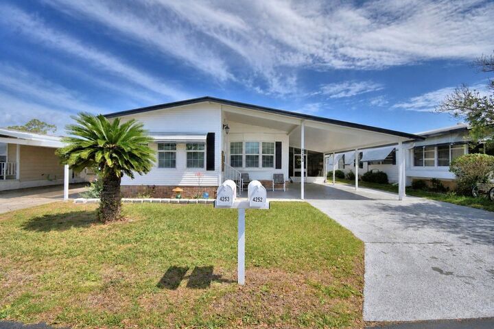 Property Photo:  4253 Cedarwood Street  FL 33880 
