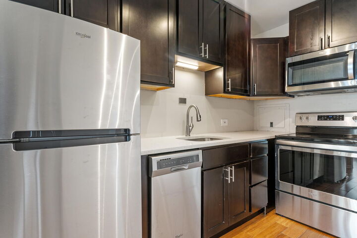 Property Photo:  3600 N Lake Shore Drive 1616  IL 60613 