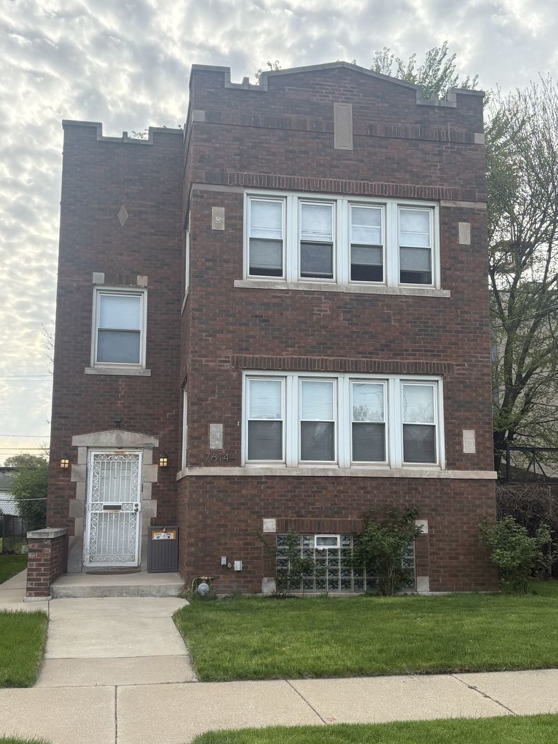 Property Photo:  7614 S Harvard Avenue  IL 60620 