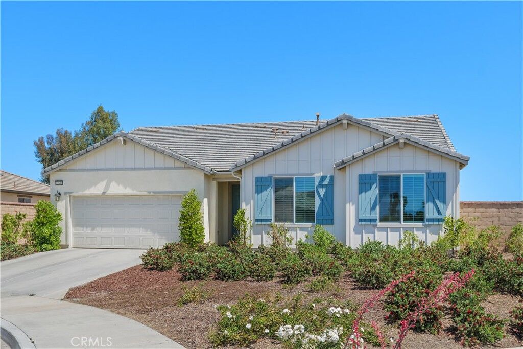 Property Photo: 32690 Ascot Hill Circle CA 92595