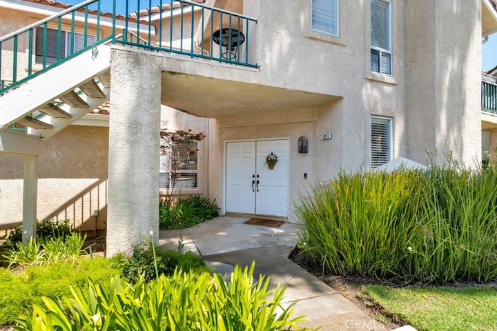 Property Photo:  272 Fieldstone Way A  CA 93065 
