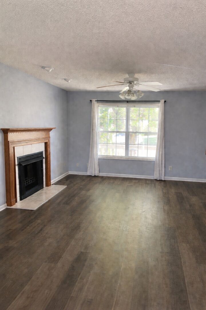 Property Photo:  1405 Addison Dr  TN 37042 