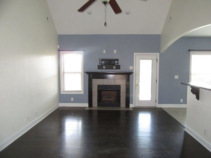 Property Photo: 1283 Golden Eagle Way TN 37040