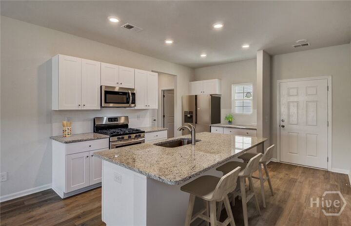 Property Photo:  110 Bluebell Way  GA 31302 