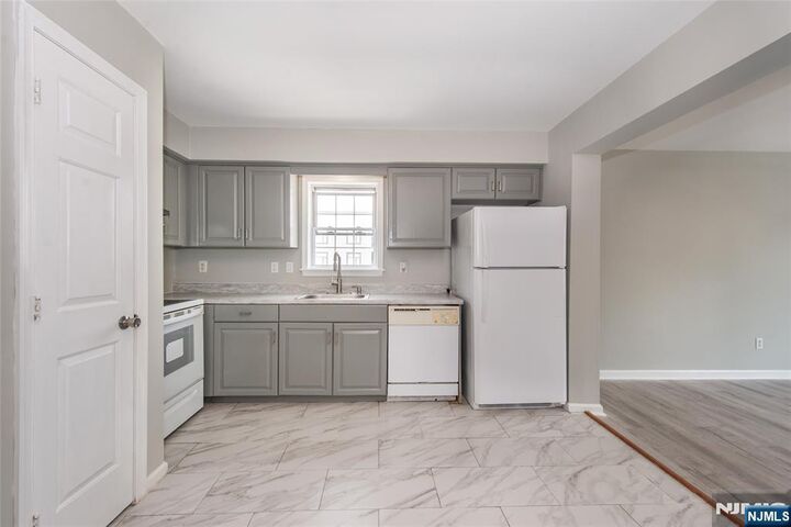Property Photo:  294 Paxton Street  NJ 07503 