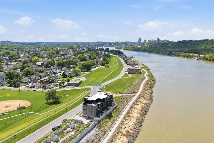 Property Photo:  739 Manhattan Boulevard  KY 41074 
