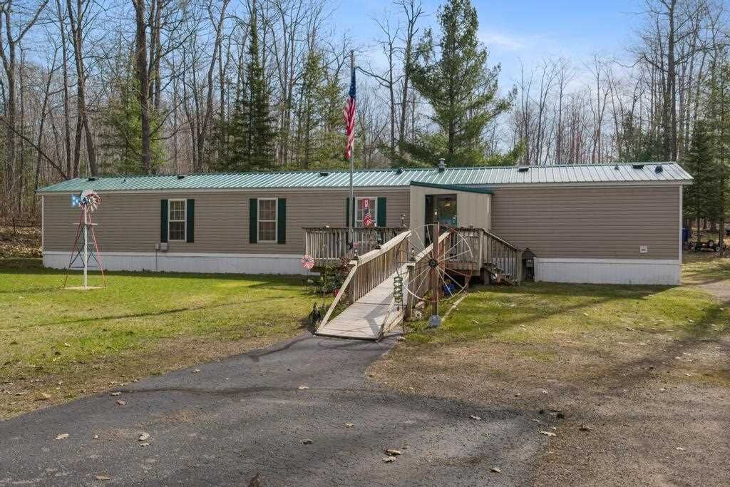 Property Photo:  2929 E Mullett Lake  MI 49749 