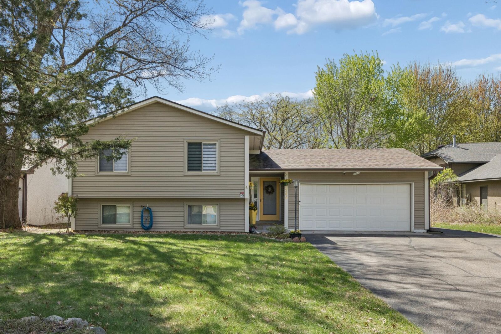 Property Photo:  11564 Flintwood Street NW  MN 55448 