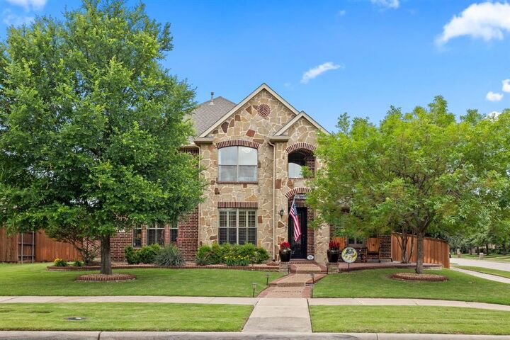Property Photo:  4823 Linda Lane  TX 75033 