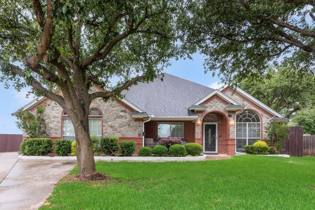 Photo de la propriété:  7057 Ridge Crest Drive  TX 76182 
