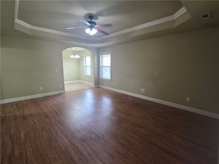 Property Photo: 2410 S 11th Place AR 72758