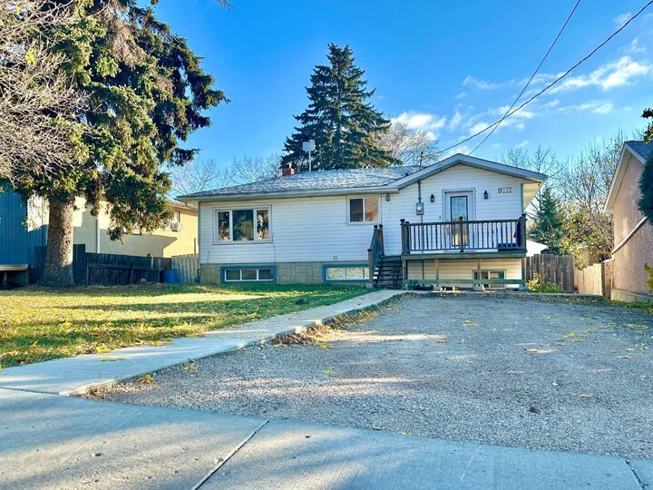 Property Photo: 9111 100 St AB T0A 2C0