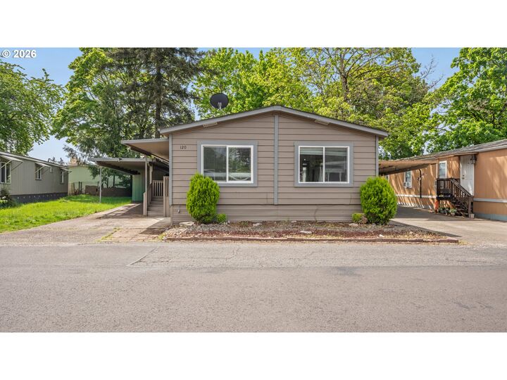 Property Photo:  15758 SE Highway 224 120  OR 97089 