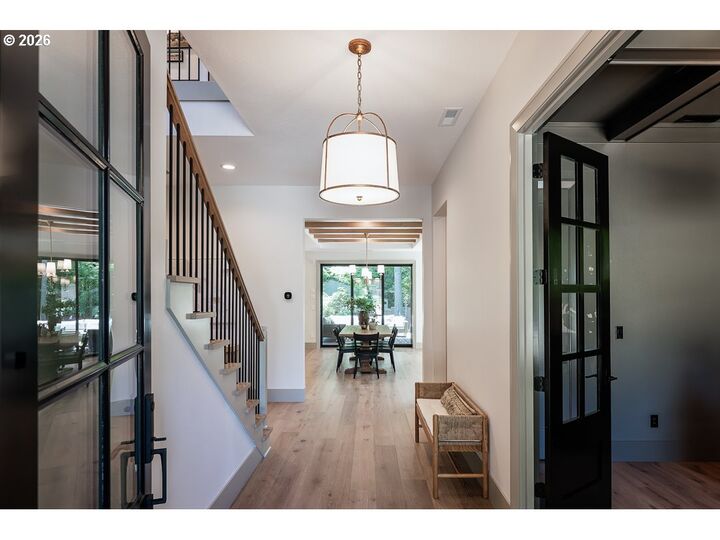 Property Photo:  964 Country Commons Ln  OR 97034 