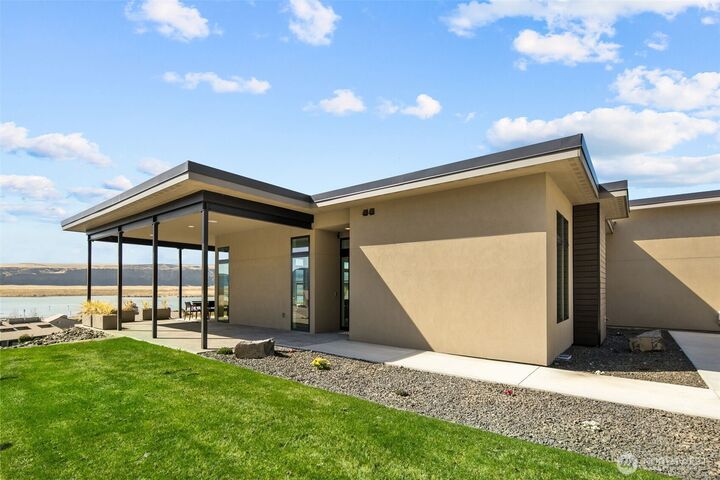 Property Photo:  23397  Canopy Drive NW  WA 98848 
