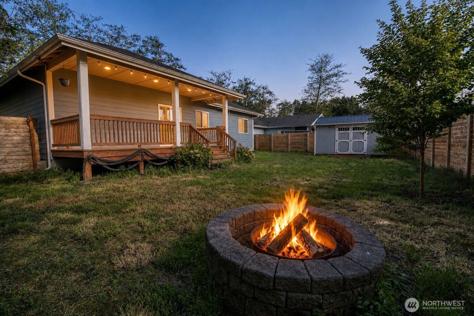 Property Photo:  208  Fisher Avenue NE  WA 98569 