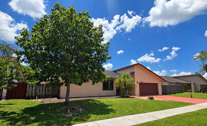 Property Photo: 7440 NW 42nd Court FL 33319