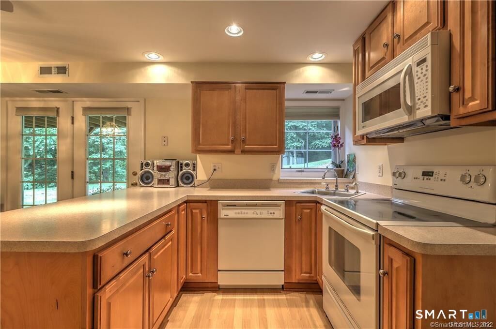 Property Photo:  18 Gaylor Drive  CT 06468 