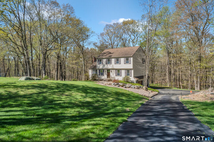 Property Photo:  15 Cornfield Lane  CT 06443 