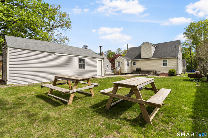 Property Photo:  40 Hakim St Extension  CT 06810 