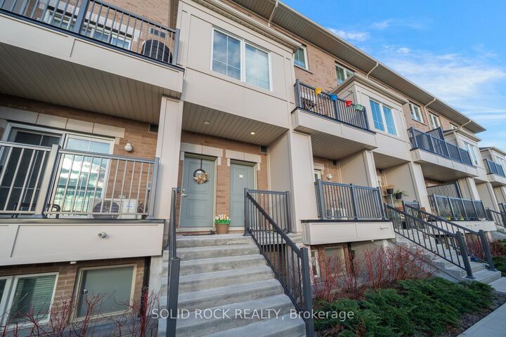 Property Photo: 480 Beresford Path 17 ON L1H 0B2