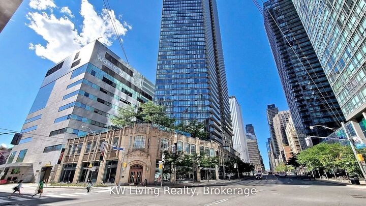 Property Photo: 832 Bay Street 1303 ON M5S 1Z6