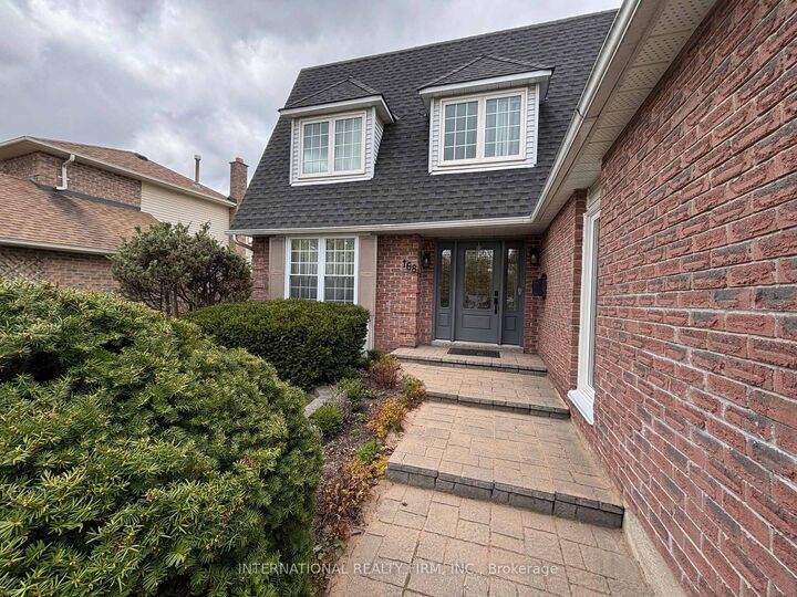 Property Photo: 168 Willow Lane ON L3Y 4J3