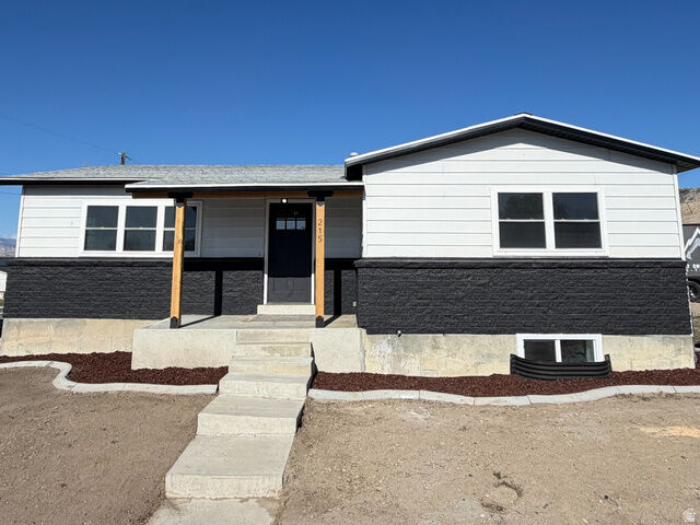 Property Photo: 215 N Center St UT 84513