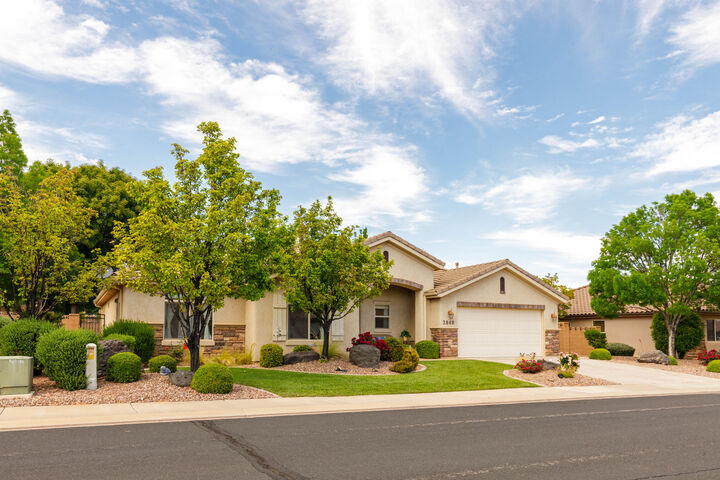 Property Photo:  3848 Tess Ln  UT 84765 