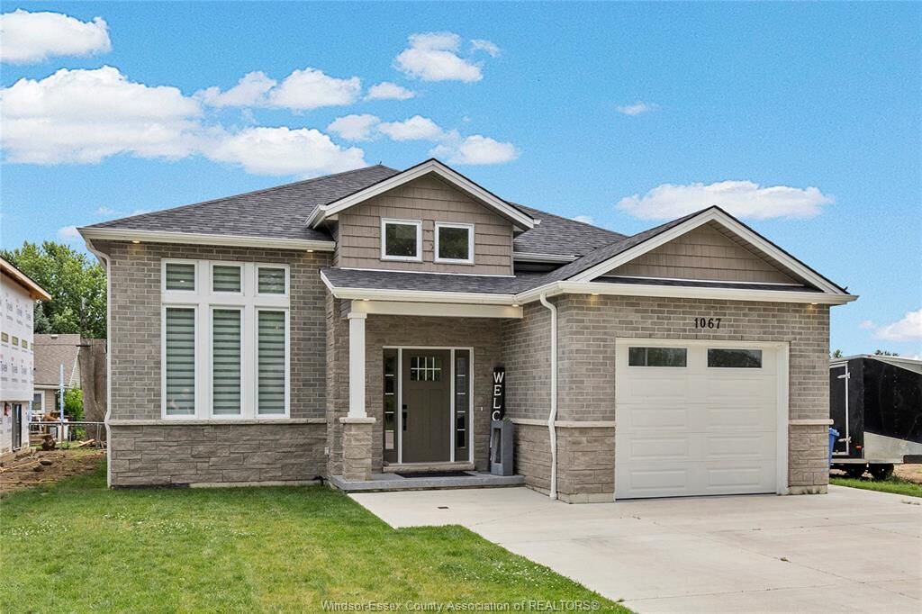 Property Photo: 1067 Maple ON N9Y 3T5