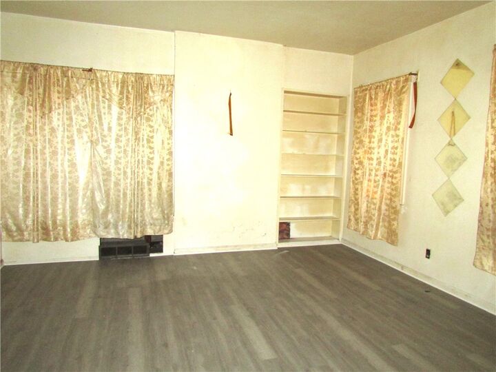 Property Photo:  527 Delmont Ave  PA 15210 