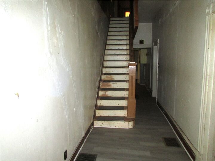 Property Photo:  527 Delmont Ave  PA 15210 