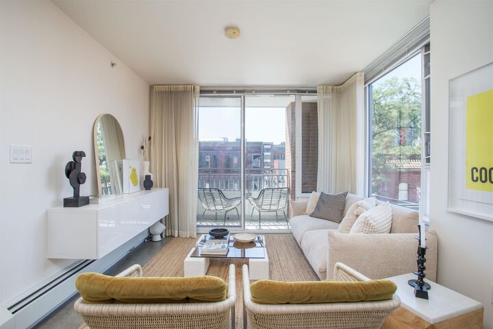 Property Photo: 231 E Pender Street 307 BC V6A 0G3