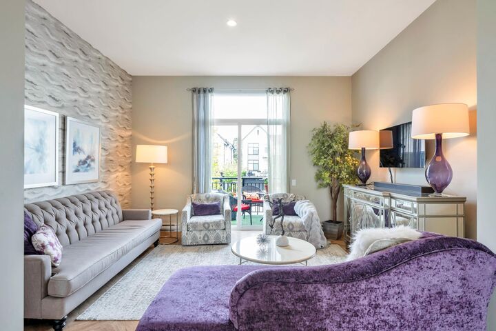Property Photo: 17555 57A Avenue 3 BC V3S 7V2