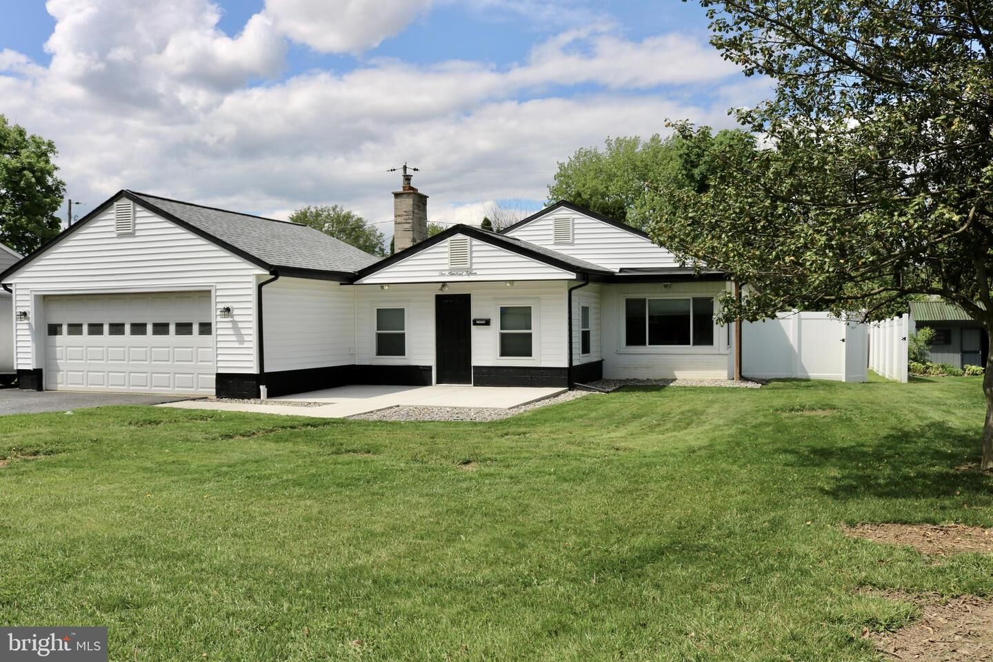 Property Photo:  115 Stanley Avenue  PA 17538 