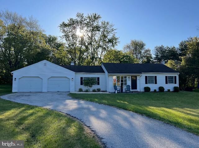 Property Photo:  44 Andover Road  PA 19343 