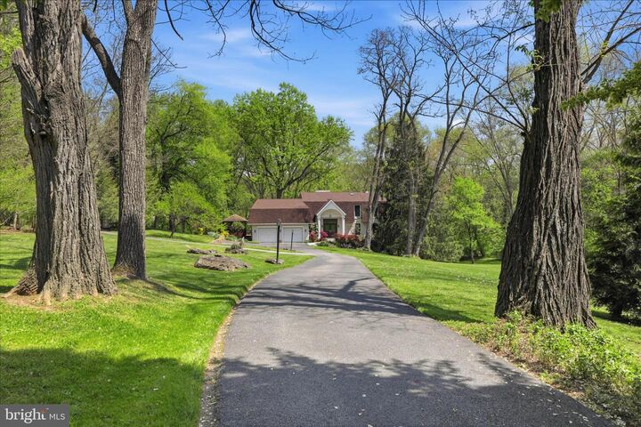Property Photo:  259 Ironstone Ridge Road  PA 17603 