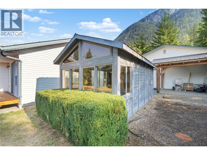 Property Photo:  760 Mobley Road  BC V0E 2X1 