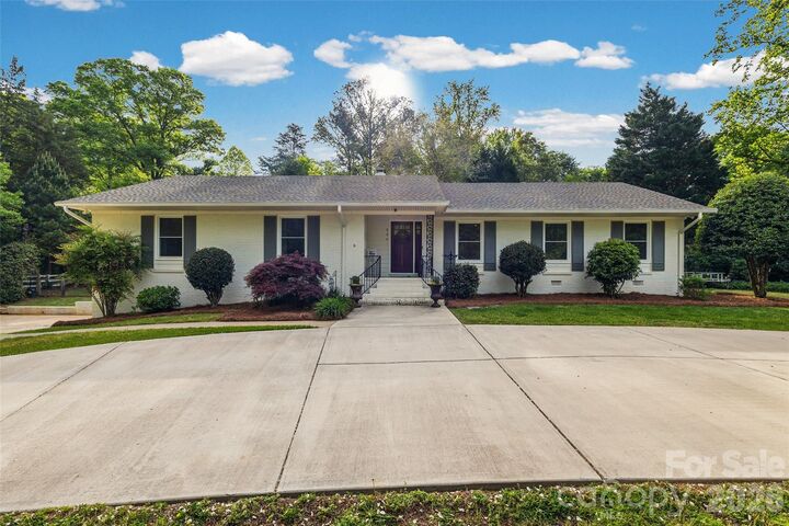 Property Photo:  504 Fairway Drive  SC 29715 