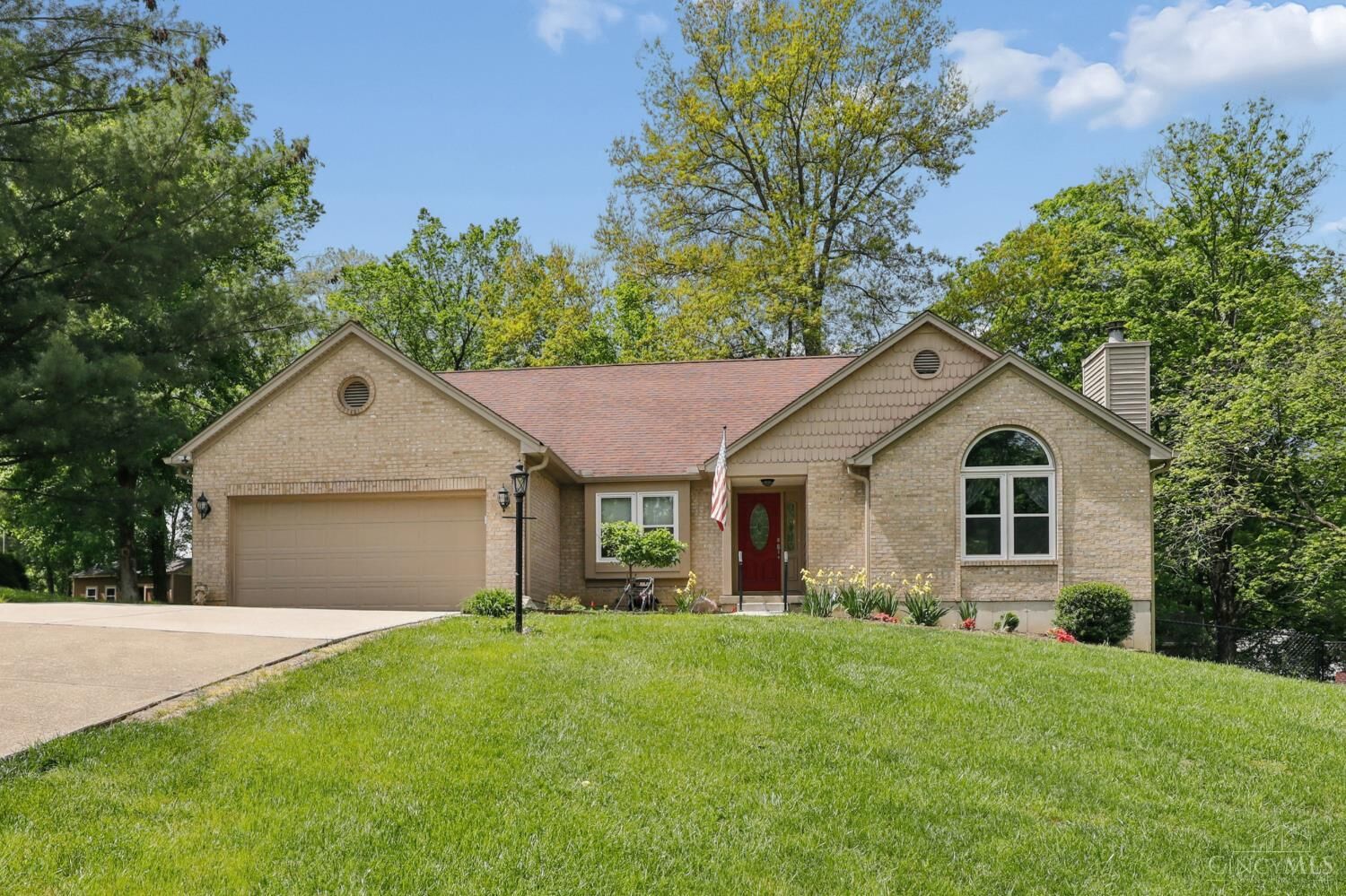 Property Photo:  6242 Davon Court  OH 45140 